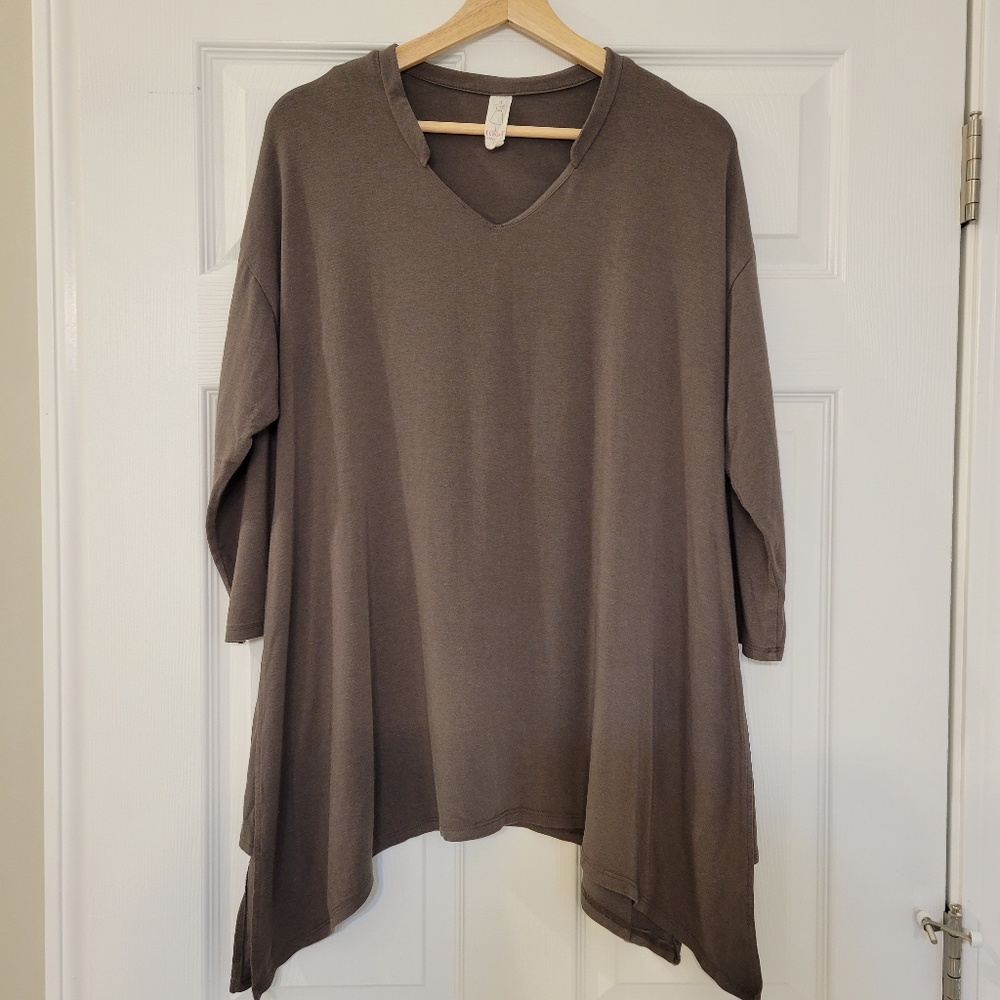 Chalet Mackenzie Oversized Brown Tunic Top, Size M